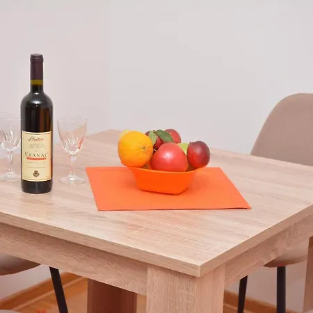 Radmanovac בית הארחה